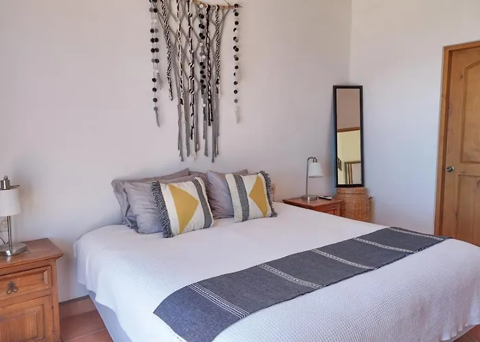 Hébergement de vacances Oceanfront Two Bedroom At Mar Y Sol *